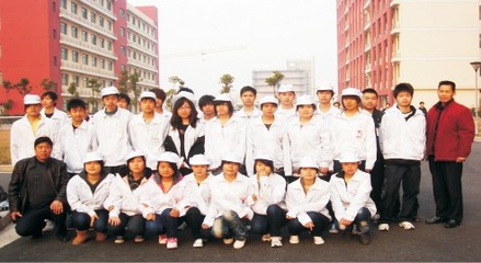 2015年湖南輕工高級(jí)技工學(xué)校企業(yè)冠名班招生計(jì)劃 校企合作，精準(zhǔn)培養(yǎng)技術(shù)人才